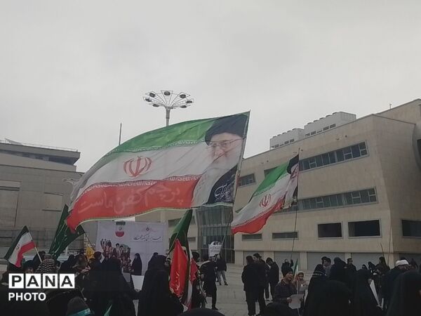 مردم مشهد خون خواه رهبر شهیدشان شدند