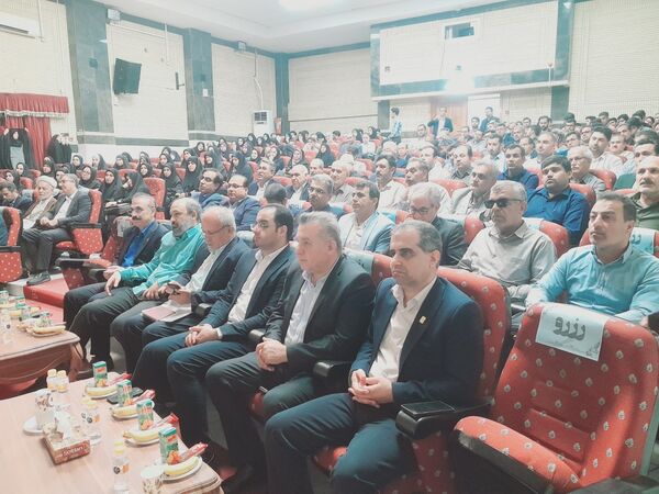 آیین تکریم و معارفه روسای قدیم و جدید دانشگاه فرهنگیان استان بوشهر