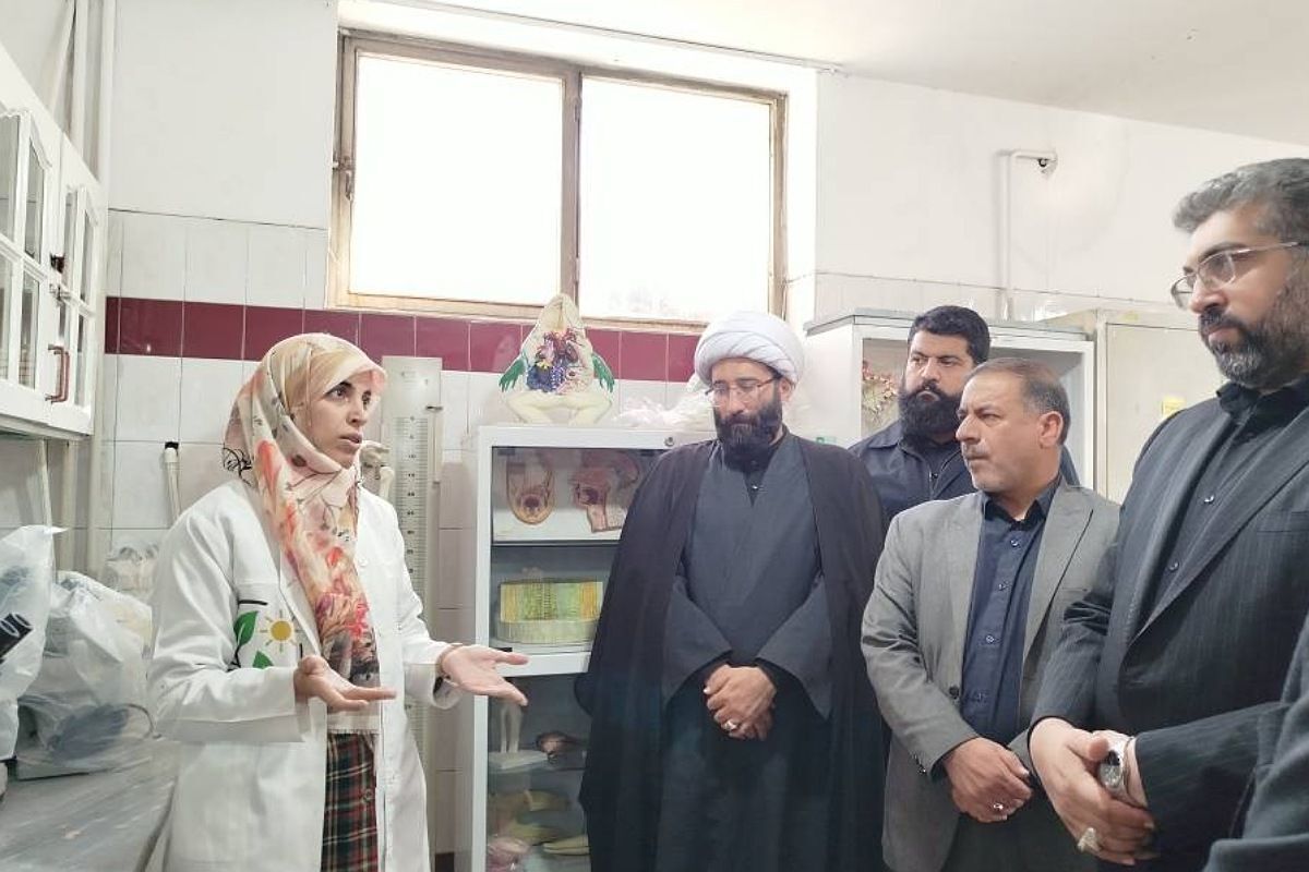 بازدید فرماندار و شورای شهرقدس از پژوهش‌سرای دکتر حسابی