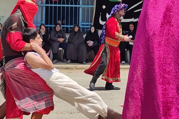 مراسم شبیه خوانی روز عاشورا در شهرستان طالقان