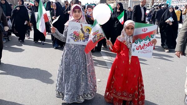 راهپیمایی 22 بهمن در شیراز برنامه دشمن را برچید