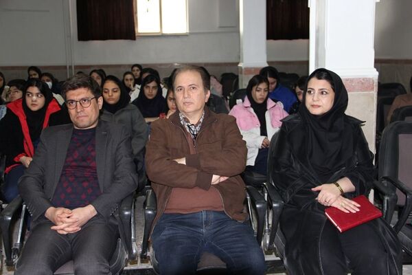 برگزاری اولین جشنواره هنرهای تجسمی در بهارستان‌۲