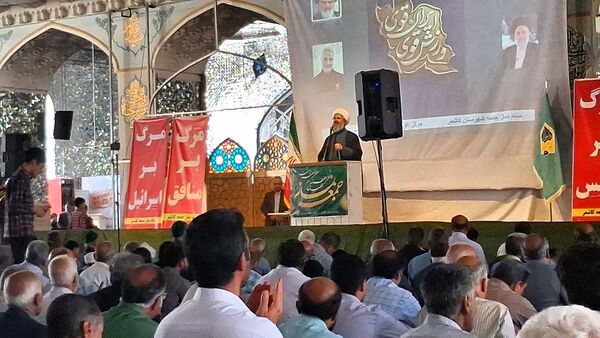 نماز عبادی سیاسی جمعه در شهرستان کاشمر 