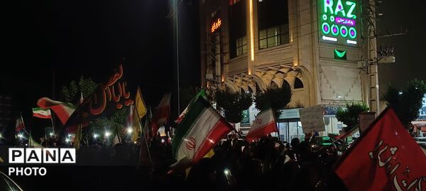 تداوم حضور مردم انقلابی در شب صد و بیستم از خروش مردمی
