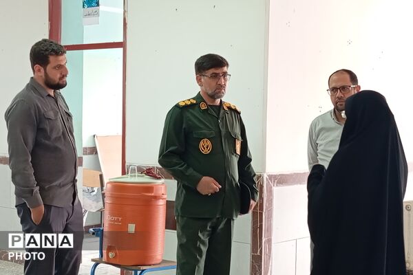 دانش‌آموزان جهادی شهرستان بن به استقبال سال تحصیلی جدید رفتند