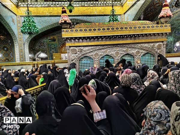 مراسم یادبود شهدا و دهه کرامت در حرم مطهر رضوی 
