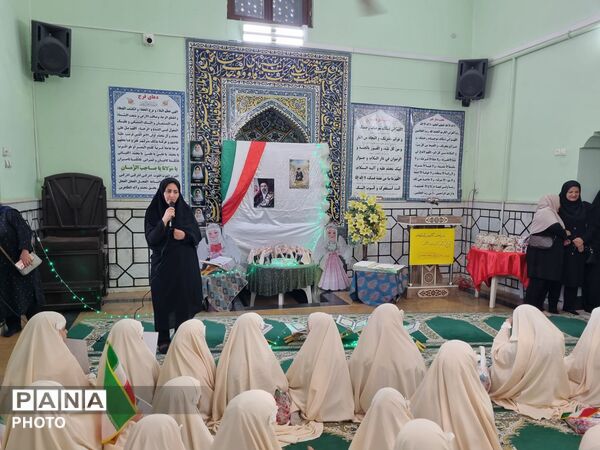 جشن تکلیف دانش آموزان پایه سوم دبستان شاهد  سجادی در امامزاده محروق 