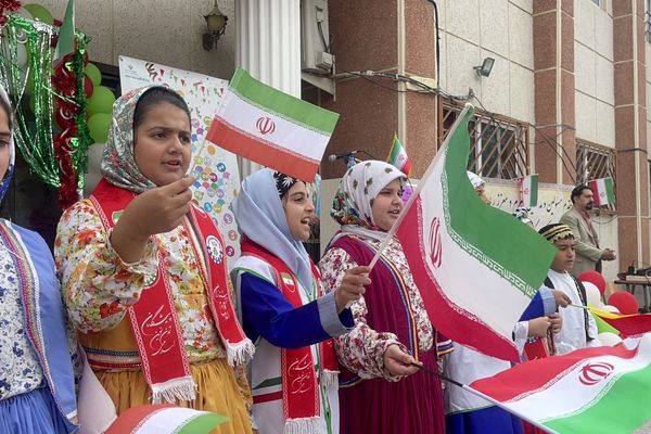 برگزاری جشن غنچه‌ها در آمل 