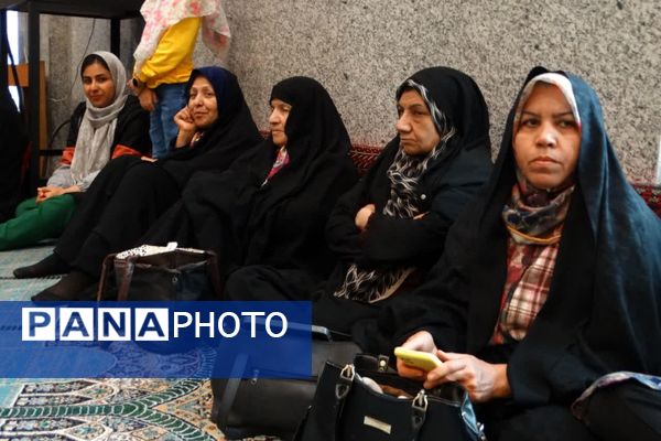 مسجدالقرآن غرق در شادی میلاد کریم اهل بیت(ع)