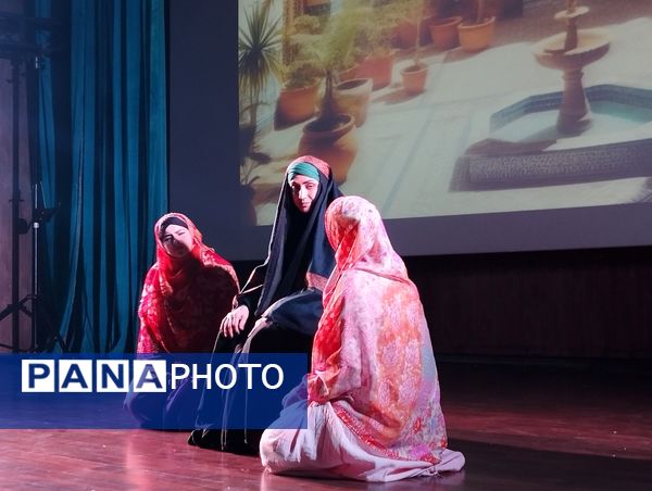 اجرای تئاتر سپیده در کانون فرهنگی و تربیتی رشد کرج