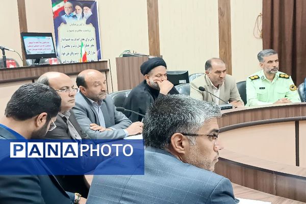 نشست بررسی چالش‌های آسیب‌های اجتماعی در گناباد