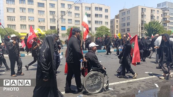 رستاخیز تاریخی لثارات خامنه ای در تهران