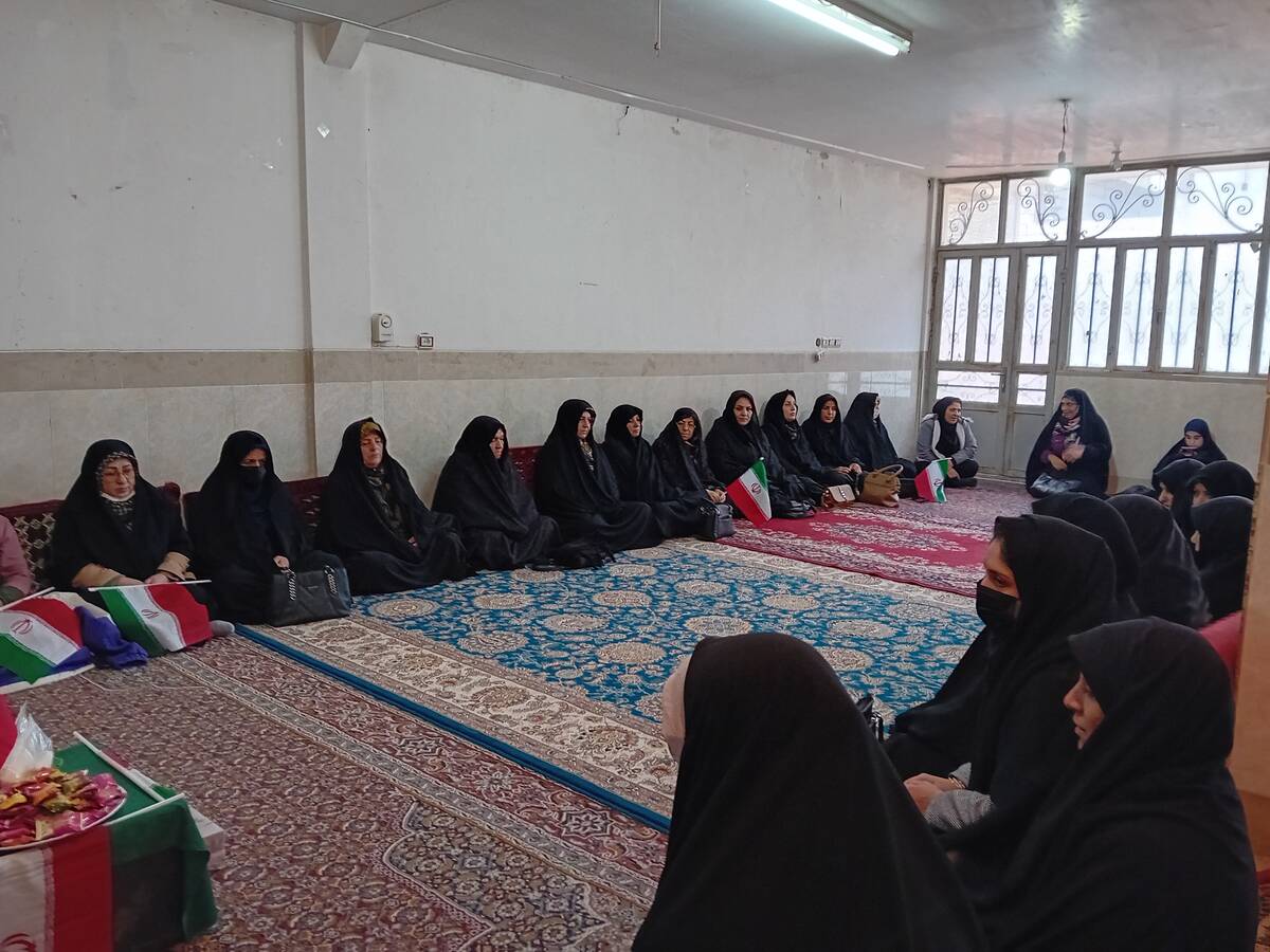 نشست بصیرتی پایگاه پنج تن سملقان