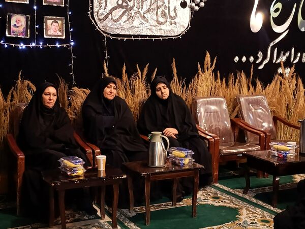  مراسم استقبال و تشییع شهید گمنام در دبیرستان شاهد زکیه ناحیه یک 