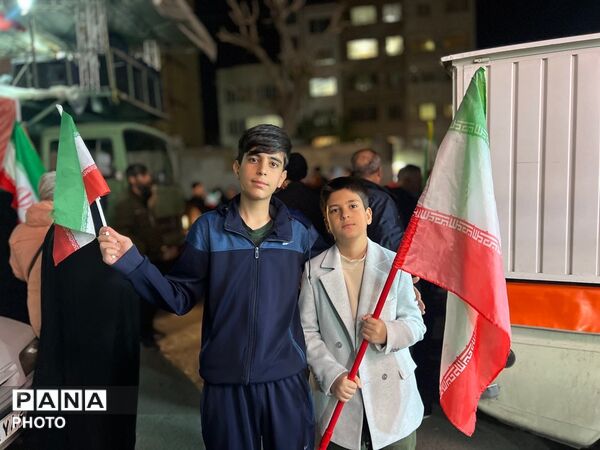 حضور باشکوه‌ مردم کرج در چهل و پنجمین شب اجتماعات مردمی
