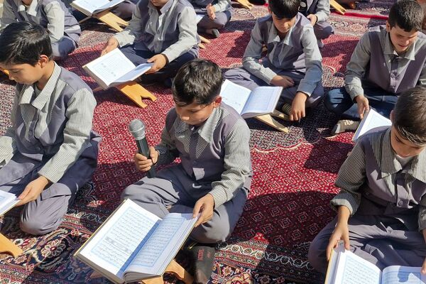 مراسم بزرگداشت خیر مدرسه ساز در دبستان بانو ابوالوفا ناحیه دو شهرری 