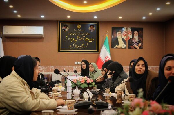  انتخابات شورای دانش‌آموزی دختران رباط‌کریم