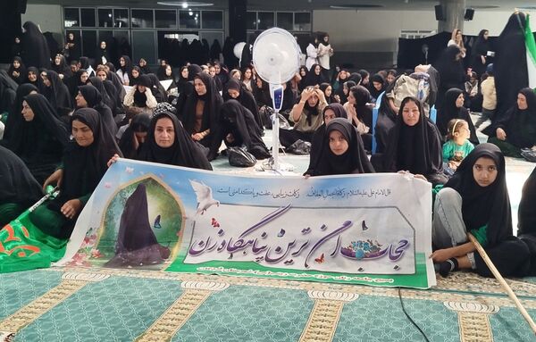 همایش مدافعان حریم خانواده در لردگان 