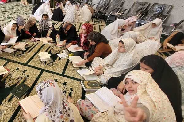  اعتکاف دانش‌آموزی در شهرستان فریمان