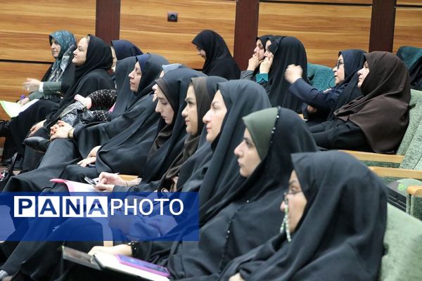 حضور مدیران ناحیه دو شهرری در مراسم تقدیر از مدیر و معاونین اسبق ناحیه 