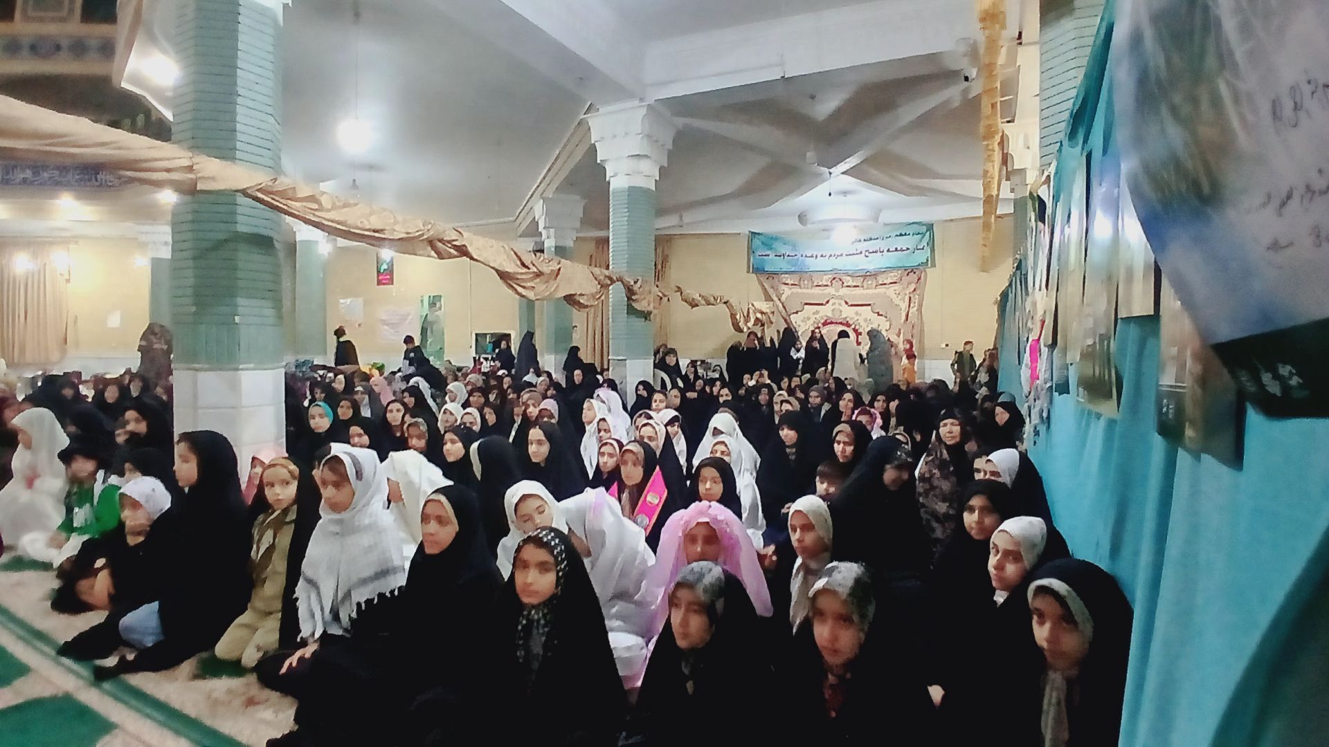 دختران باخرزی در خلوت اعتکاف با خدا