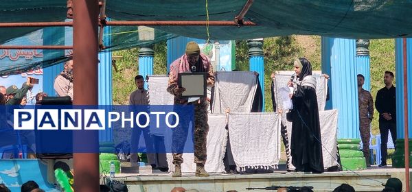 غبارروبی یادمان شهدای مرز تمرچین پیرانشهر