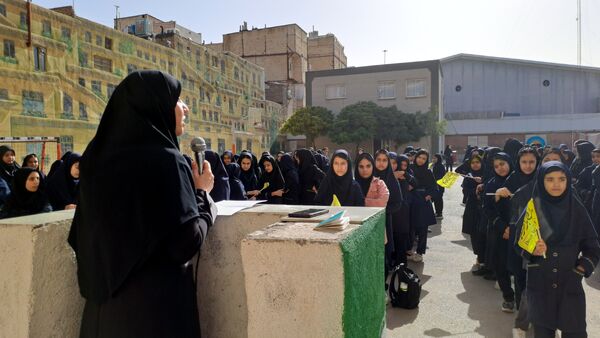 مراسم بزرگداشت شهید سید حسن نصرالله در دبیرستان هوشیار ناحیه یک مشهد