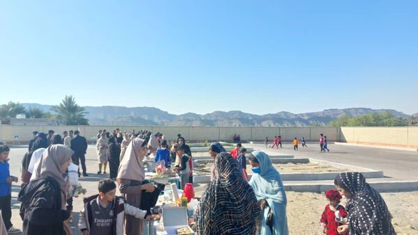 بازارچه دانش‌آموزی در منطقه فین
