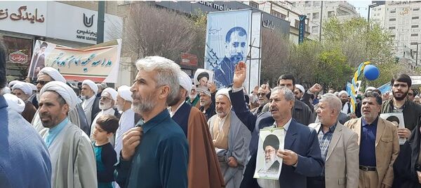 راهپیمایی روز قدس با حضور مسئولان اداره‌کل آموزش‌وپرورش استان خراسان رضوی