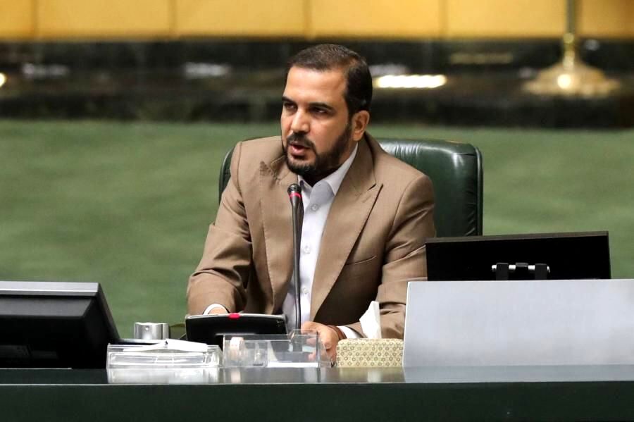 مصوبه قطعی مجلس؛ افزایش ۲۱ تا ۴۳ درصدی حقوق به صورت پلکانی