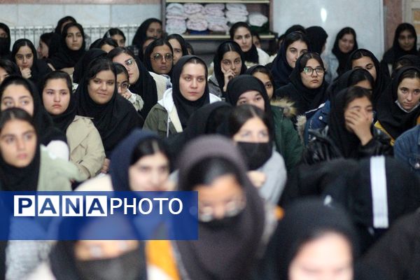 برگزاری کارگاه آسیب‌های اجتماعی در هنرستان ثمین 