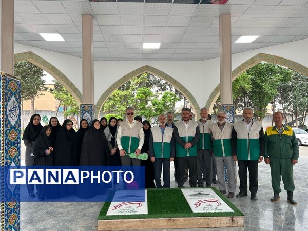 خادمین امام رضا(ع) با شهدا بیعت کردند 