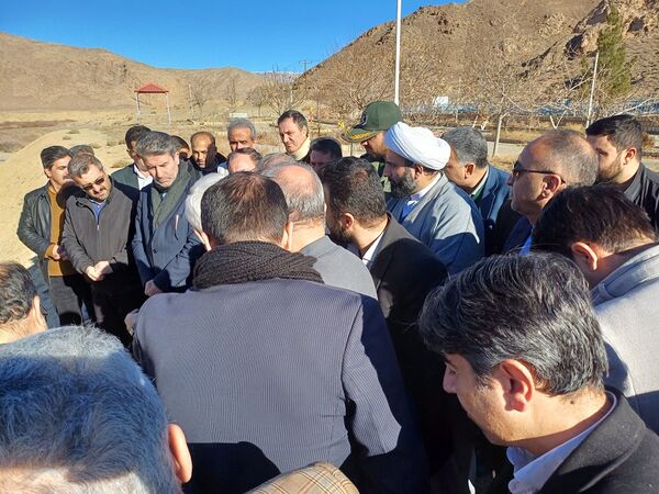 بازدید استاندار از مکان جانمایی شده برای احداث سد ۱۲ میلیون مکعبی دربند 