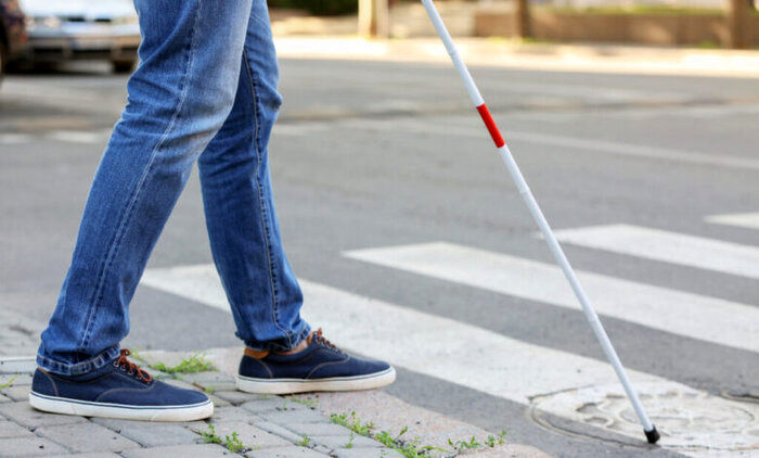پیاده‌روها به‌طور مناسب برای استفاده نابینایان طراحی نشده‌اند