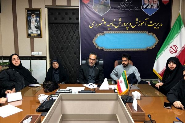 جلسه کارگروه کیفیت بخشی فعالیت‌های پرورشی در ناحیه دو شهرری 