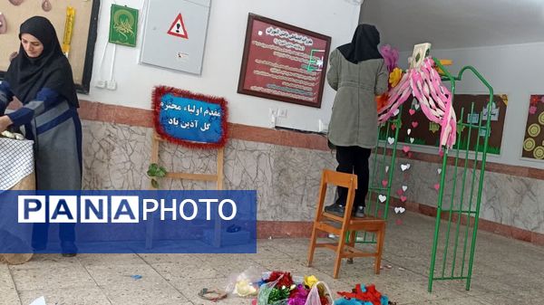 دبستان نیایش؛ مدرسه‌ای پویا در آغاز سال تحصیلی با اجرای پروژه مهر