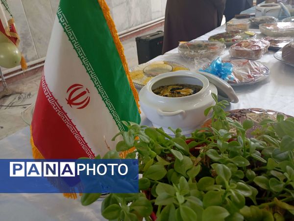 جشنواره غذا دبیرستان شهید تاجی(فضلیت)