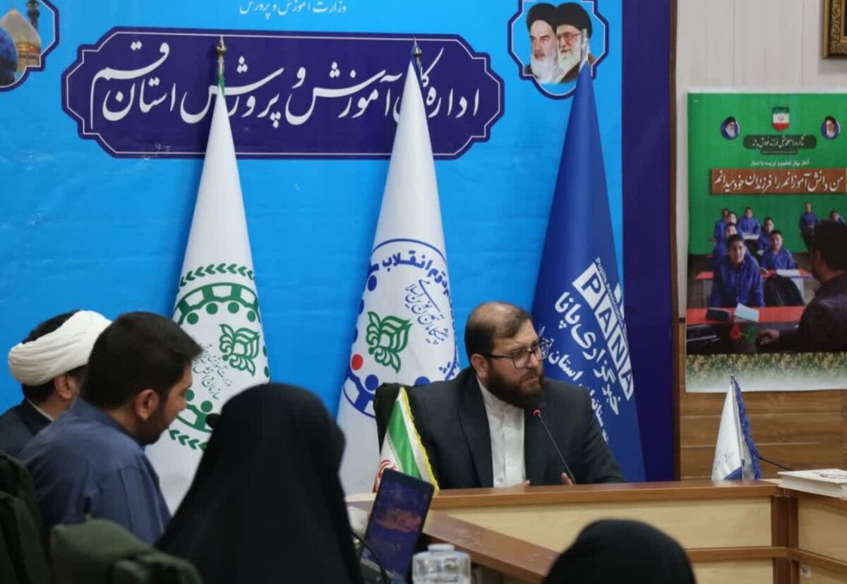 تجلیل مدیر سازمان دانش‌آموزی قم از حماسه‌آفرینی رای‌اولی‌ها در انتخابات ریاست‌جمهوری
