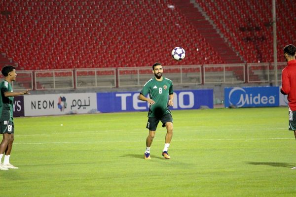 تمرین پیش از بازی با تراکتور تیم الوحده امارات