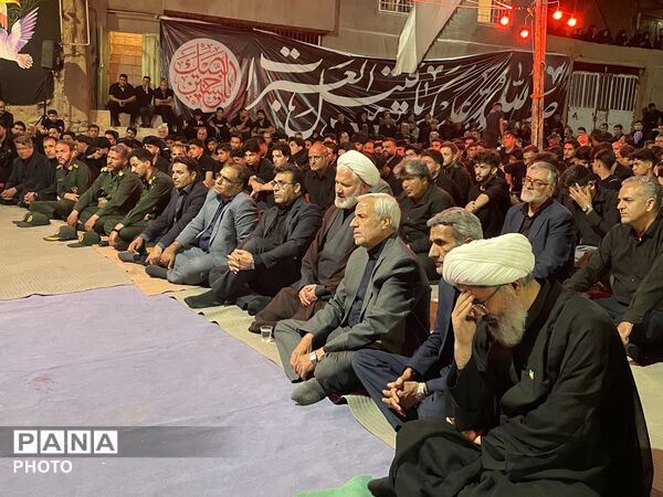 مراسم عزاداری شب تاسوعای حسینی در میدان عاشورای روستای طرق