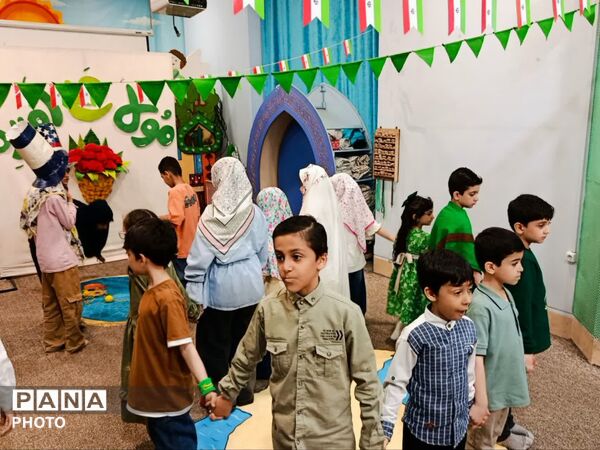 دخترانه‌های هیات زیر گنبد طلا