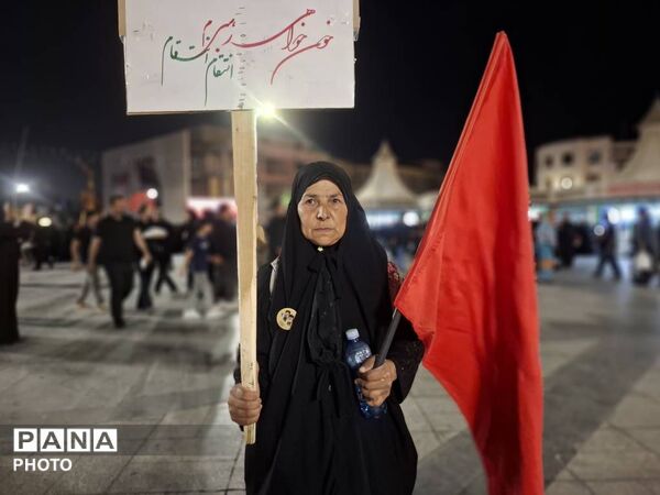حال وهوای میدان شهدا در آستانه تشییع پیکر رهبر شهید ایران