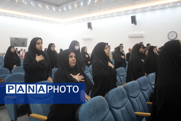 تجلیل از دانش‌آموزان تراز انقلاب اسلامی استان بوشهر