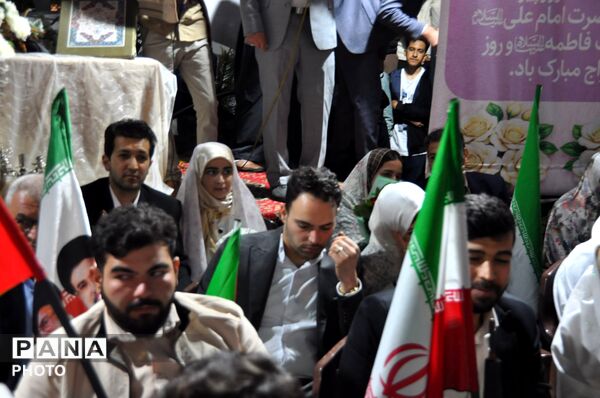 طنین خطبه عقد بیست زوج جانفدای ایران در شب‌های بعثت مردم مرند 