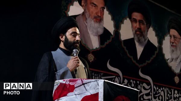طنین نوای سوگواری در الیگودرز؛ حضور مردم در چهلمین روز درگذشت رهبر شهید