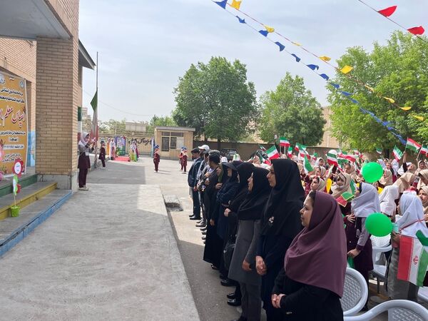 برنامه نمادین «سپاس معلم»