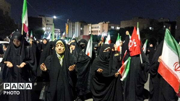 شب نود و هشتم شکوه حضور مردم در پیاده‌روی معنوی قاسم‌آباد