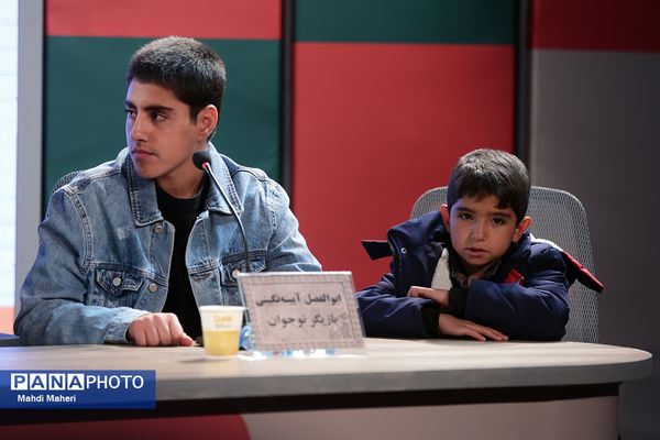 نشست نقد و بررسی فیلم «کوچ» در چهل و چهارمین جشنواره ملی فیلم فجر