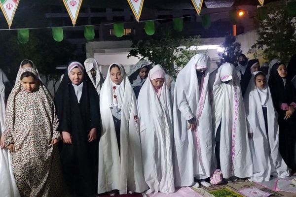 از برگزاری مراسم افطاری روزه اولی‌ها تا محفل انس با قرآن