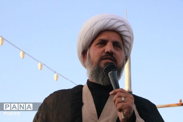 اعلام بیعت تمام قد مردم فهرج با پرچمدار انقلاب
